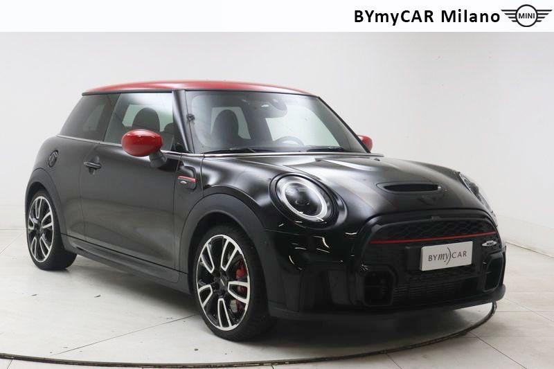 Mini Mini Mini 3p 2.0 JCW Essential auto https://cdn.bymycar.eu/it-bo/assets/images/vehicles/vo/6141/MINI-MINI-IV-F56-2021-3P-jpg-6.jpg