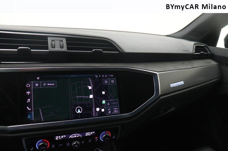 Audi Q3 Q3 RS 2.5 quattro s-tronic https://cdn.bymycar.eu/it-bo/assets/images/vehicles/vo/6143/AUDI-Q3-II-2018-jpg-12.jpg