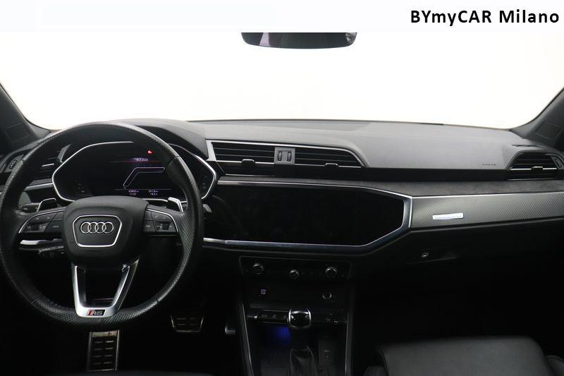 Audi Q3 Q3 RS 2.5 quattro s-tronic https://cdn.bymycar.eu/it-bo/assets/images/vehicles/vo/6143/AUDI-Q3-II-2018-jpg-13.jpg