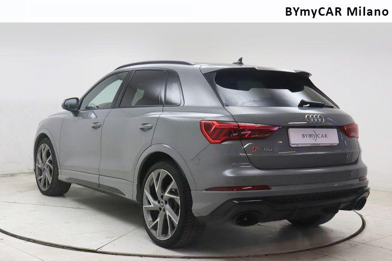 Audi Q3 Q3 RS 2.5 quattro s-tronic https://cdn.bymycar.eu/it-bo/assets/images/vehicles/vo/6143/AUDI-Q3-II-2018-jpg-2.jpg