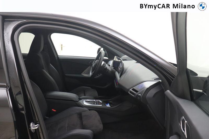 BMW Serie 1 118d MSport Pro auto https://cdn.bymycar.eu/it-bo/assets/images/vehicles/vo/6157/BMW-SERIE-1-F70-jpg-6.jpg