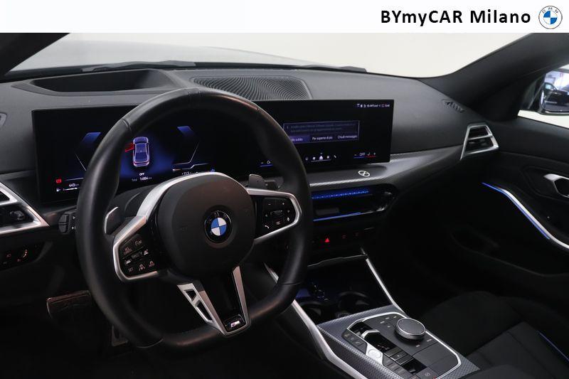 BMW Serie 3 320d mhev 48V xdrive MSport auto https://cdn.bymycar.eu/it-bo/assets/images/vehicles/vo/6158/BMW-SERIE-3-G20-2022-BERLINA-jpg-10.jpg