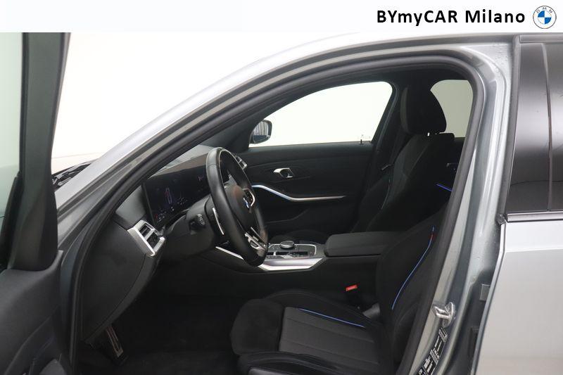 BMW Serie 3 320d mhev 48V xdrive MSport auto https://cdn.bymycar.eu/it-bo/assets/images/vehicles/vo/6158/BMW-SERIE-3-G20-2022-BERLINA-jpg-11.jpg