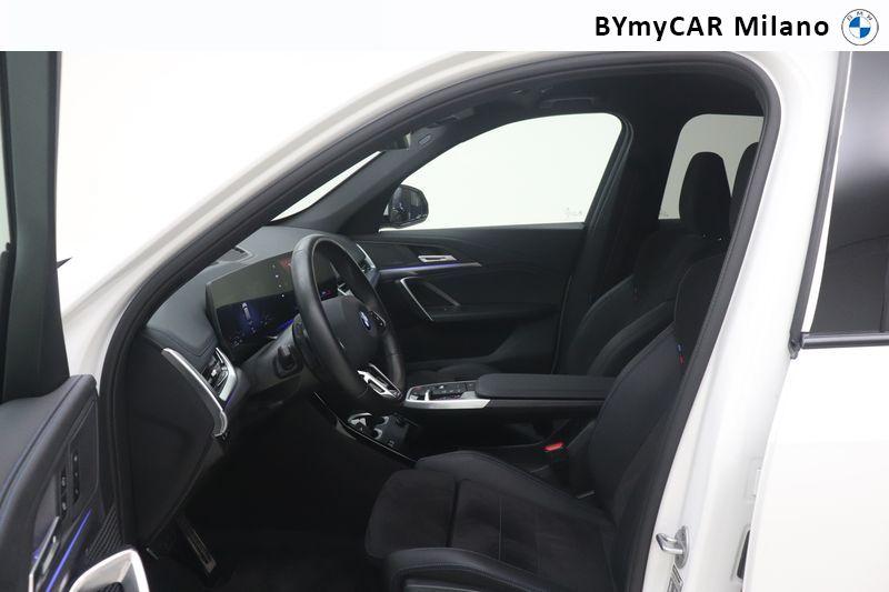 BMW X1 X1 xdrive 25e MSport Pro auto https://cdn.bymycar.eu/it-bo/assets/images/vehicles/vo/6172/BMW-X1-U11-jpg-10.jpg