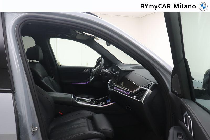 BMW X5 X5 xdrive50e MSport auto https://cdn.bymycar.eu/it-bo/assets/images/vehicles/vo/6175/BMW-X5-G05-LCI-2023-jpg-8.jpg