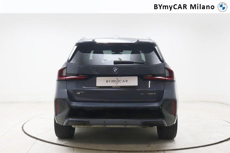 BMW X1 X1 xdrive 25e MSport auto https://cdn.bymycar.eu/it-bo/assets/images/vehicles/vo/6176/BMW-X1-U11-jpg-3.jpg