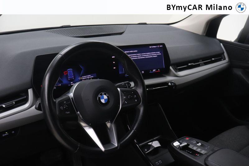 BMW Serie 2 218i Active Tourer auto https://cdn.bymycar.eu/it-bo/assets/images/vehicles/vo/6180/BMW-SERIE-2-U06-ACTIVE-TOURER-jpg-10.jpg