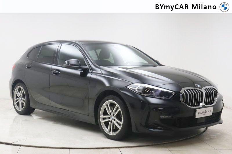 BMW Serie 1 120i Business Advantage auto https://cdn.bymycar.eu/it-bo/assets/images/vehicles/vo/6182/BMW-SERIE-1-F40-jpg-5.jpg