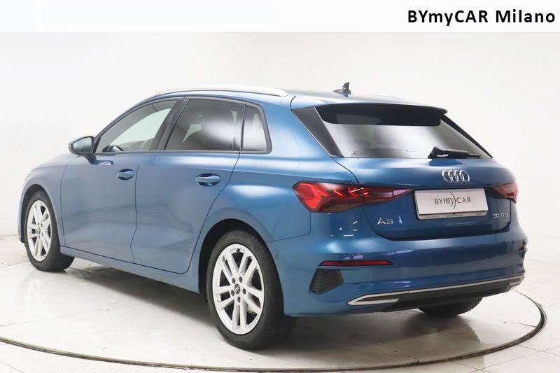 Audi A3 A3 Sportback 30 1.0 tfsi mhev s-tronic https://cdn.bymycar.eu/it-bo/assets/images/vehicles/vo/6183/AUDI-A3-IV-2020-SPORTBACK-jpg-15.jpg