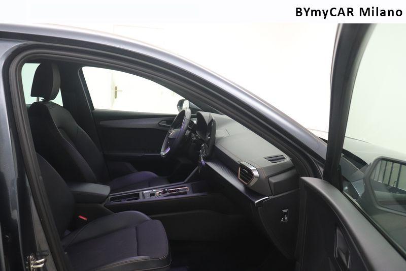 Cupra Leon Leon 1.5 hybrid 150cv dsg https://cdn.bymycar.eu/it-bo/assets/images/vehicles/vo/6184/CUPRA-LEON-2024-jpg-8.jpg