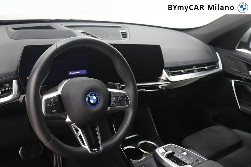 BMW X1 X1 xdrive 25e MSport Pro auto https://cdn.bymycar.eu/it-bo/assets/images/vehicles/vo/6186/BMW-X1-U11-jpg-10.jpg