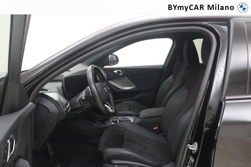 BMW Serie 1 118d MSport Pro auto https://cdn.bymycar.eu/it-bo/assets/images/vehicles/vo/6187/BMW-SERIE-1-F70-jpg-11.jpg