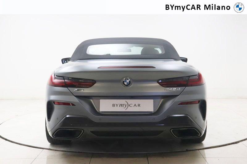 BMW Serie 8 840d Cabrio mhev 48V xdrive auto https://cdn.bymycar.eu/it-bo/assets/images/vehicles/vo/6191/BMW-SERIE-8-G14-LCI-2022-CABRIO-jpg-3.jpg