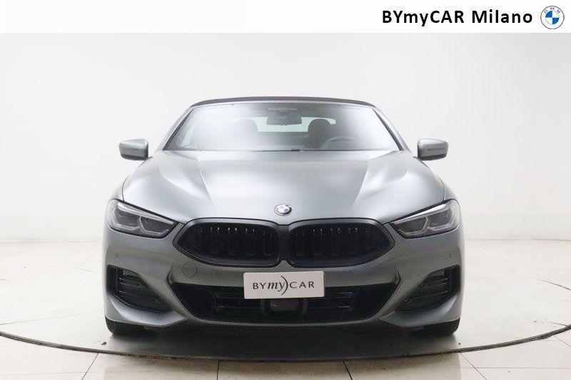 BMW Serie 8 840d Cabrio mhev 48V xdrive auto https://cdn.bymycar.eu/it-bo/assets/images/vehicles/vo/6191/BMW-SERIE-8-G14-LCI-2022-CABRIO-jpg-4.jpg