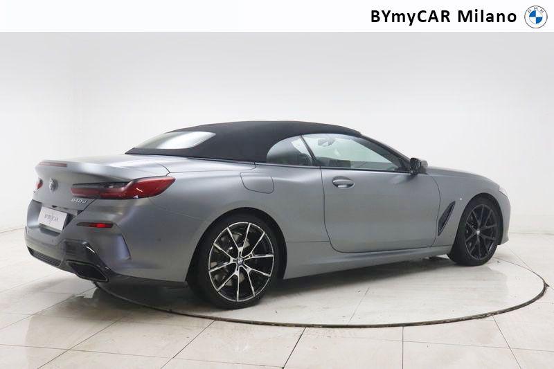 BMW Serie 8 840d Cabrio mhev 48V xdrive auto https://cdn.bymycar.eu/it-bo/assets/images/vehicles/vo/6191/BMW-SERIE-8-G14-LCI-2022-CABRIO-jpg-7.jpg