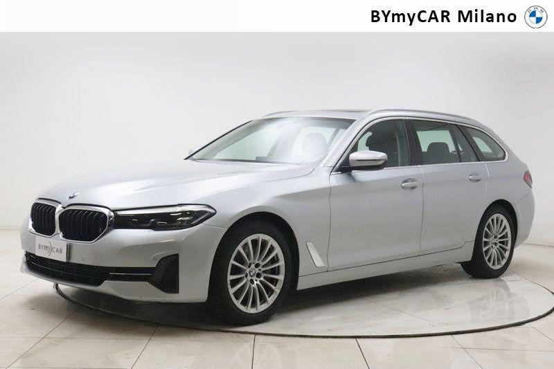 BMW Serie 5 540d Touring mhev 48V xdrive Business auto https://cdn.bymycar.eu/it-bo/assets/images/vehicles/vo/6193/BMW-SERIE-5-G31-2020-TOURING-LCI-jpg-0.jpg
