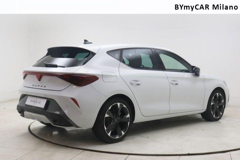 Cupra Leon Leon 2.0 tdi 150cv dsg https://cdn.bymycar.eu/it-bo/assets/images/vehicles/vo/6199/CUPRA-LEON-2024-jpg-8.jpg