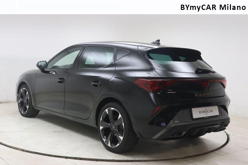 Cupra Leon Leon 2.0 tdi 150cv dsg https://cdn.bymycar.eu/it-bo/assets/images/vehicles/vo/6201/CUPRA-LEON-2024-jpg-3.jpg