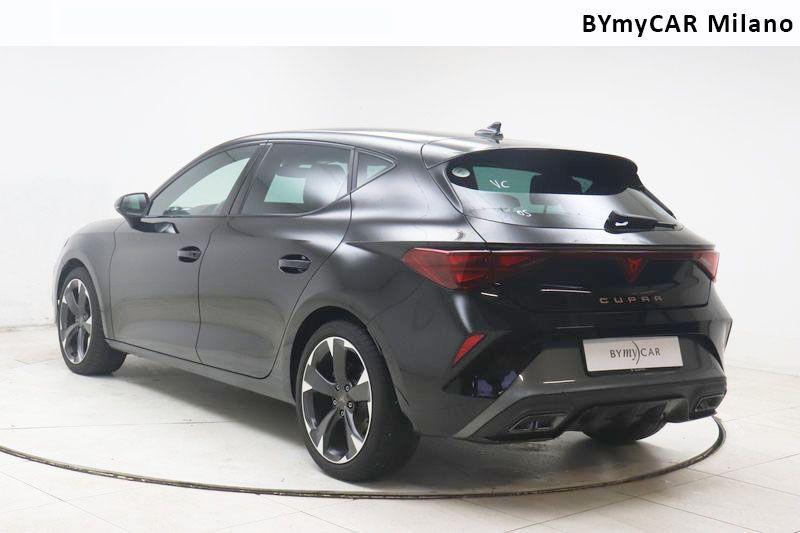 Cupra Leon Leon 2.0 tdi 150cv dsg https://cdn.bymycar.eu/it-bo/assets/images/vehicles/vo/6204/CUPRA-LEON-2024-jpg-2.jpg