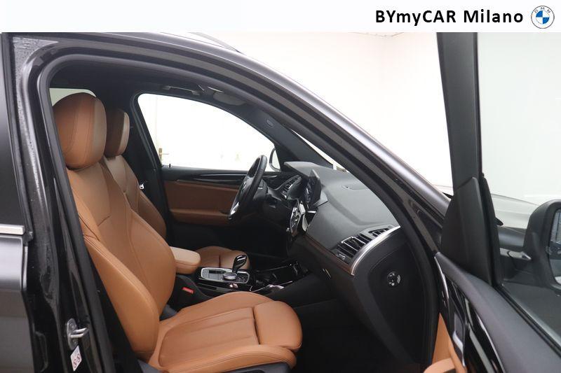 BMW X3 X3 xdrive20d mhev 48V auto https://cdn.bymycar.eu/it-bo/assets/images/vehicles/vo/6214/BMW-X3-G01-2021-jpg-8.jpg