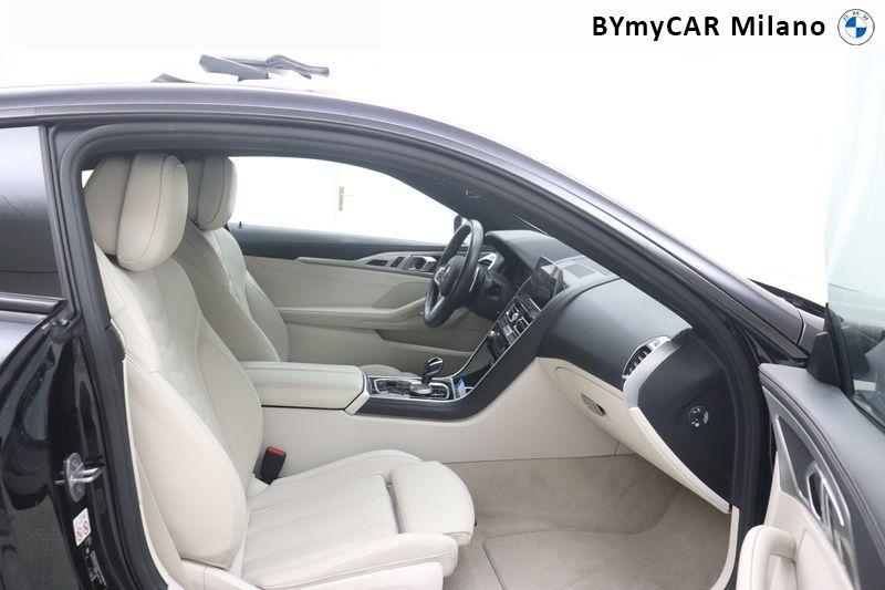 BMW Serie 8 840d Coupe xdrive auto https://cdn.bymycar.eu/it-bo/assets/images/vehicles/vo/6218/BMW-SERIE-8-G15-2018-jpg-7.jpg