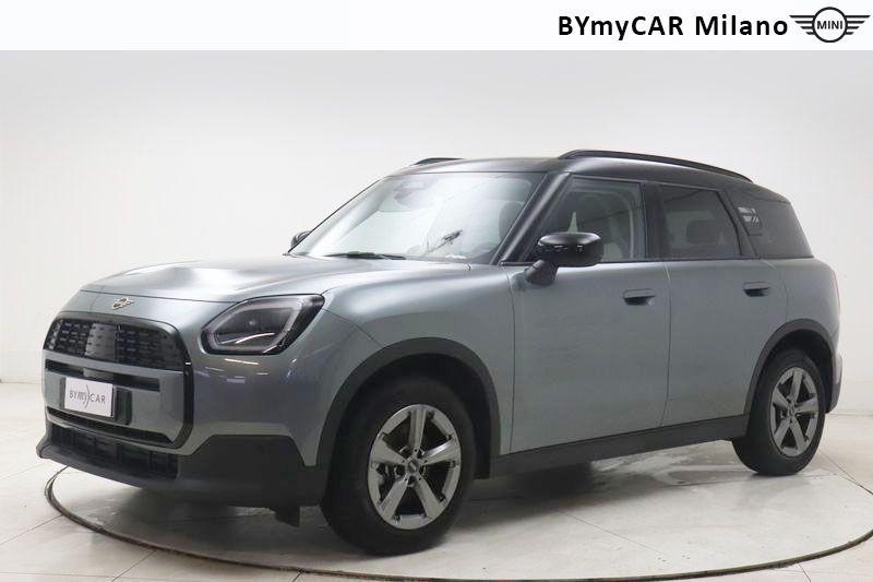 Mini Countryman Mini Countryman 2.0 48V D Classic auto https://cdn.bymycar.eu/it-bo/assets/images/vehicles/vo/6219/MINI-MINI-COUNTRYMAN-U25-jpg-0.jpg