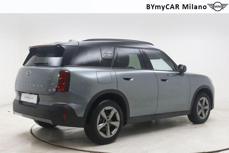 Mini Countryman Mini Countryman 2.0 48V D Classic auto https://cdn.bymycar.eu/it-bo/assets/images/vehicles/vo/6219/MINI-MINI-COUNTRYMAN-U25-jpg-7.jpg