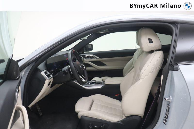 BMW Serie 4 M440i Coupe mhev 48V xdrive MSport Pro 374cv auto https://cdn.bymycar.eu/it-bo/assets/images/vehicles/vo/6220/BMW-SERIE-4-G22-LCI-2024-COUPE-jpg-11.jpg