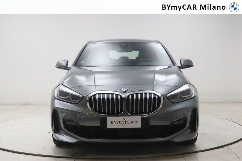 BMW Serie 1 118d Msport auto https://cdn.bymycar.eu/it-bo/assets/images/vehicles/vo/6221/BMW-SERIE-1-F40-jpg-4.jpg