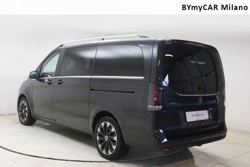 Mercedes Classe V - Viano V Long 250 d Avantgarde auto https://cdn.bymycar.eu/it-bo/assets/images/vehicles/vo/6222/MERCEDES-CLASSE-V-2024-LONG-jpg-2.jpg