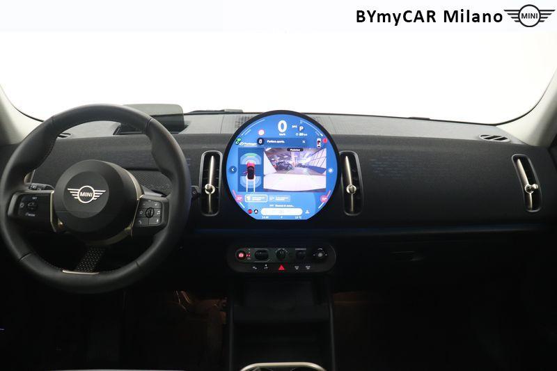 Mini Countryman Mini Countryman 2.0 48V D Classic auto https://cdn.bymycar.eu/it-bo/assets/images/vehicles/vo/6224/MINI-MINI-COUNTRYMAN-U25-jpg-14.jpg