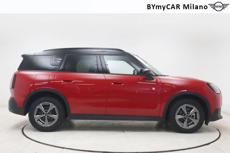 Mini Countryman Mini Countryman 2.0 48V D Classic auto https://cdn.bymycar.eu/it-bo/assets/images/vehicles/vo/6224/MINI-MINI-COUNTRYMAN-U25-jpg-7.jpg