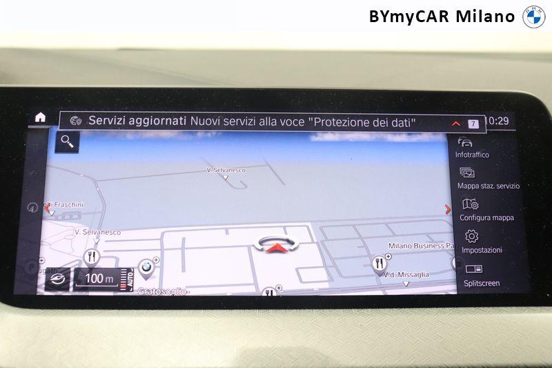 BMW Serie 1 118i Business Advantage 136cv https://cdn.bymycar.eu/it-bo/assets/images/vehicles/vo/6238/BMW-SERIE-1-F40-jpg-13.jpg