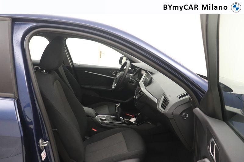 BMW Serie 1 118i Business Advantage 136cv https://cdn.bymycar.eu/it-bo/assets/images/vehicles/vo/6238/BMW-SERIE-1-F40-jpg-8.jpg