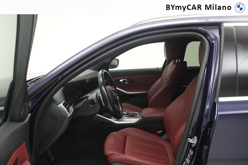BMW Serie 3 320d Touring mhev 48V xdrive MSport auto https://cdn.bymycar.eu/it-bo/assets/images/vehicles/vo/6240/BMW-SERIE-3-G21-2022-TOURING-jpg-12.jpg