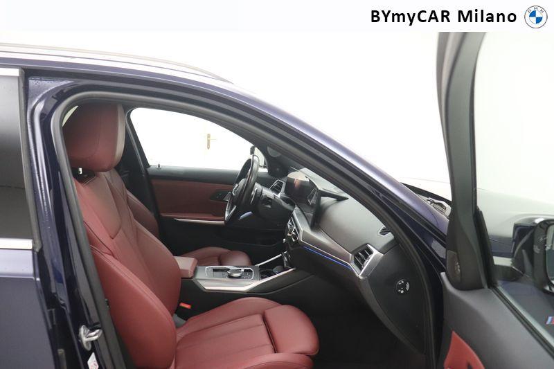 BMW Serie 3 320d Touring mhev 48V xdrive MSport auto https://cdn.bymycar.eu/it-bo/assets/images/vehicles/vo/6240/BMW-SERIE-3-G21-2022-TOURING-jpg-9.jpg