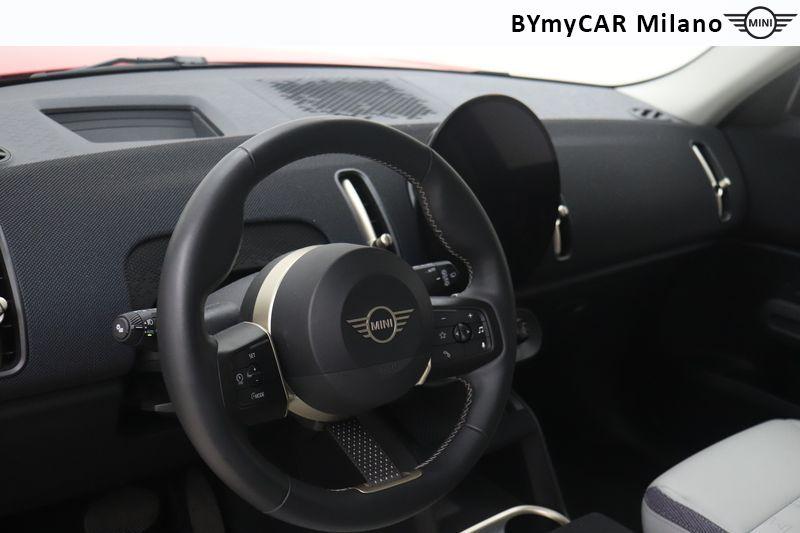 Mini Countryman Mini Countryman 2.0 48V D Classic auto https://cdn.bymycar.eu/it-bo/assets/images/vehicles/vo/6244/MINI-MINI-COUNTRYMAN-U25-jpg-11.jpg