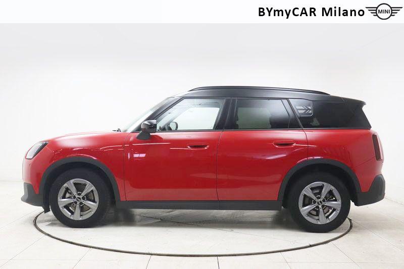 Mini Countryman Mini Countryman 2.0 48V D Classic auto https://cdn.bymycar.eu/it-bo/assets/images/vehicles/vo/6244/MINI-MINI-COUNTRYMAN-U25-jpg-3.jpg