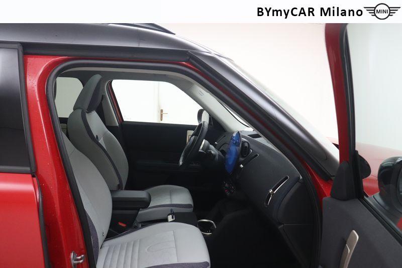 Mini Countryman Mini Countryman 2.0 48V D Classic auto https://cdn.bymycar.eu/it-bo/assets/images/vehicles/vo/6244/MINI-MINI-COUNTRYMAN-U25-jpg-9.jpg