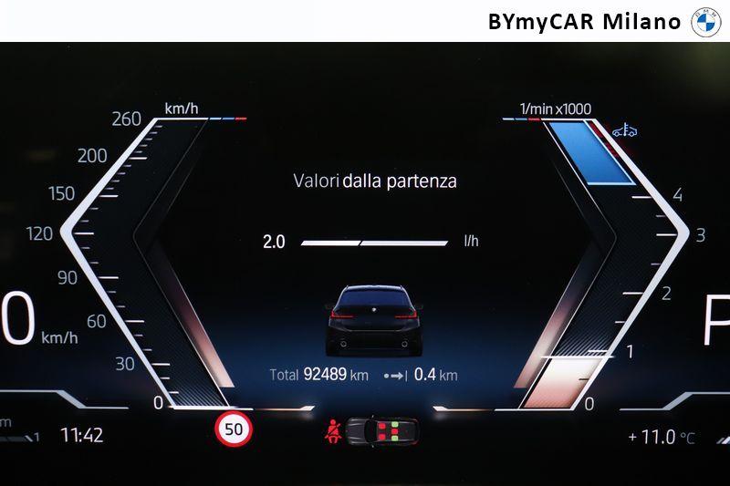 BMW Serie 3 320d Touring mhev 48V MSport auto https://cdn.bymycar.eu/it-bo/assets/images/vehicles/vo/6245/BMW-SERIE-3-G21-2022-TOURING-jpg-12.jpg