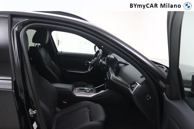 BMW Serie 3 320d Touring mhev 48V MSport auto https://cdn.bymycar.eu/it-bo/assets/images/vehicles/vo/6245/BMW-SERIE-3-G21-2022-TOURING-jpg-8.jpg