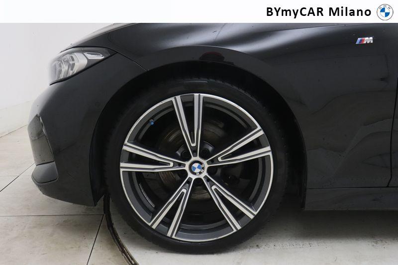 BMW Serie 3 320d Touring mhev 48V MSport auto https://cdn.bymycar.eu/it-bo/assets/images/vehicles/vo/6245/BMW-SERIE-3-G21-2022-TOURING-jpg-9.jpg