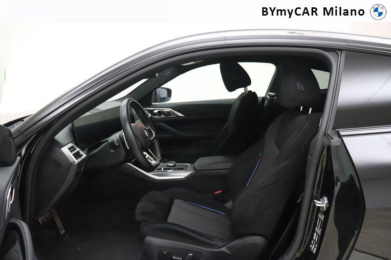 BMW Serie 4 420d Coupe mhev 48V xdrive MSport auto https://cdn.bymycar.eu/it-bo/assets/images/vehicles/vo/6249/BMW-SERIE-4-G22-LCI-2024-COUPE-jpg-10.jpg