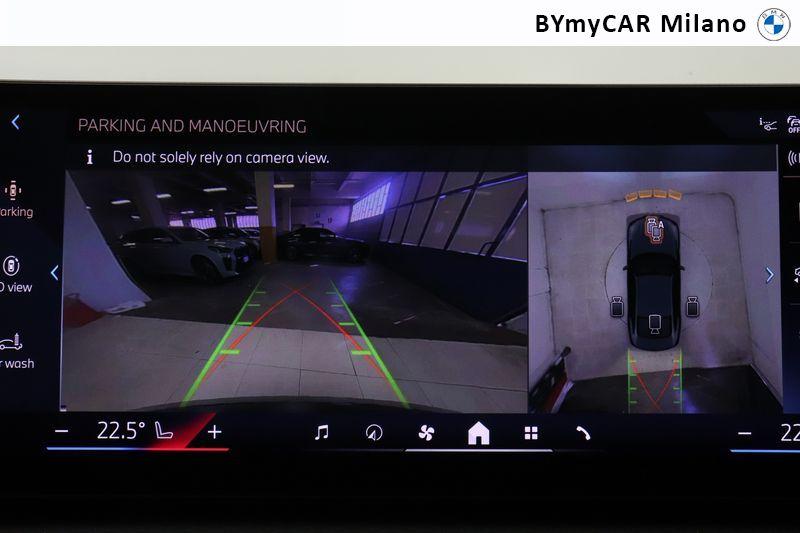 BMW Serie 4 420d Coupe mhev 48V xdrive MSport auto https://cdn.bymycar.eu/it-bo/assets/images/vehicles/vo/6249/BMW-SERIE-4-G22-LCI-2024-COUPE-jpg-13.jpg