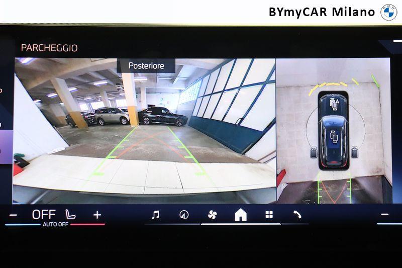 BMW Serie 5 540d Touring 48V xdrive MSport auto https://cdn.bymycar.eu/it-bo/assets/images/vehicles/vo/6250/BMW-SERIE-5-G61-2024-TOURING-jpg-14.jpg