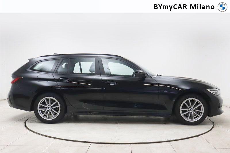 BMW Serie 3 320d Touring mhev 48V xdrive auto https://cdn.bymycar.eu/it-bo/assets/images/vehicles/vo/6252/BMW-SERIE-3-G21-2019-TOURING-jpg-6.jpg