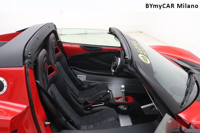 Lotus Elise Elise 1.8 Sport 240 https://cdn.bymycar.eu/it-bo/assets/images/vehicles/vo/6274/LOTUS-ELISE-jpg-8.jpg
