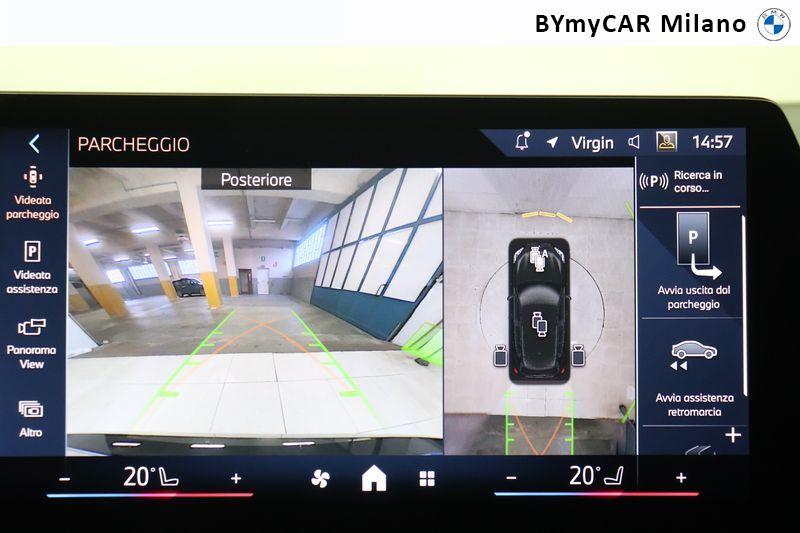 BMW Serie 1 120 48V MSport Pro auto https://cdn.bymycar.eu/it-bo/assets/images/vehicles/vo/6276/BMW-SERIE-1-F70-jpg-13.jpg