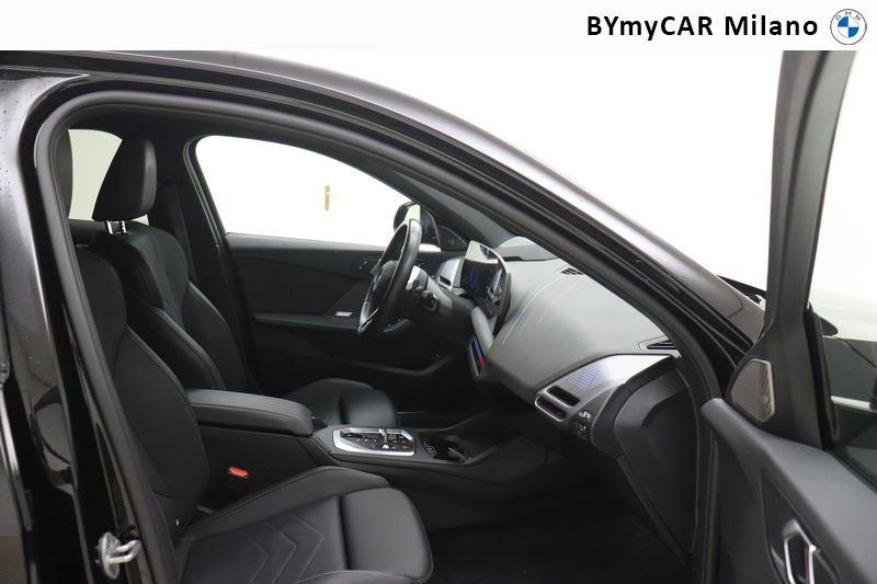 BMW Serie 1 120 48V MSport Pro auto https://cdn.bymycar.eu/it-bo/assets/images/vehicles/vo/6276/BMW-SERIE-1-F70-jpg-8.jpg