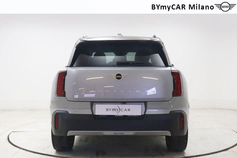 Mini Countryman Mini Countryman 2.0 48V D Classic auto https://cdn.bymycar.eu/it-bo/assets/images/vehicles/vo/6277/MINI-MINI-COUNTRYMAN-U25-jpg-2.jpg